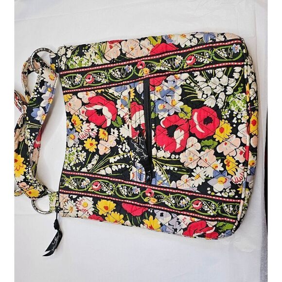 Vera Bradley Poppy Fields Quilted Fabric Crossbody Bag Floral RETIRED - Picture 2 of 12